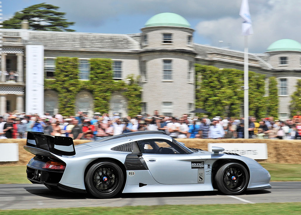 Porsche 911 gt1 evolution