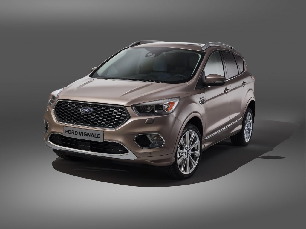 Ford Kuga Vignale opent aanval op luxe SUV's