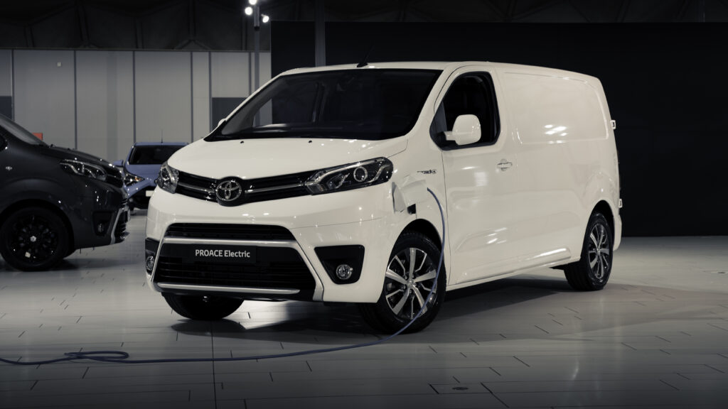 Toyota proace verso electric