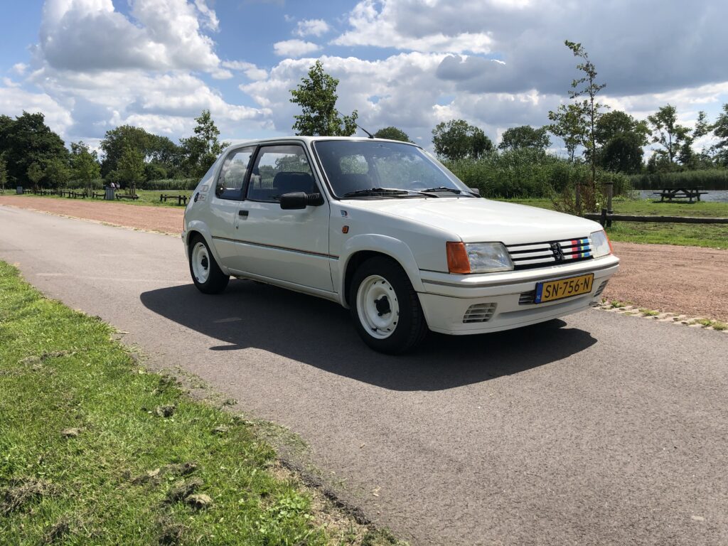 Peugeot 205 rallye