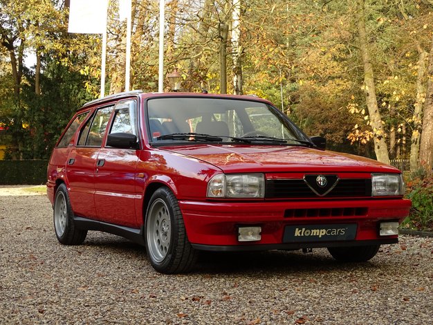 Deze occasion wil je: Alfa Romeo 33 SportWagon 1.7 QV - voer voor discussie