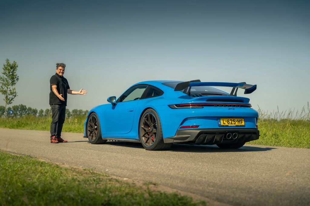 How Porsche 911 Gt3 Gets Shark Blue Archyworldys