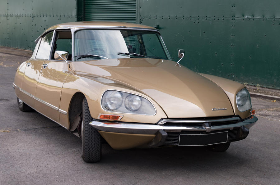 Legendary Citroën DS transformed into an electro goddess