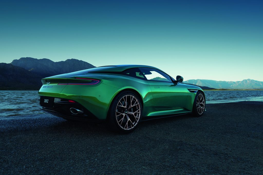 De Nieuwe Aston Martin Db12 Vergeet Even Dat Ferrari Bestaat