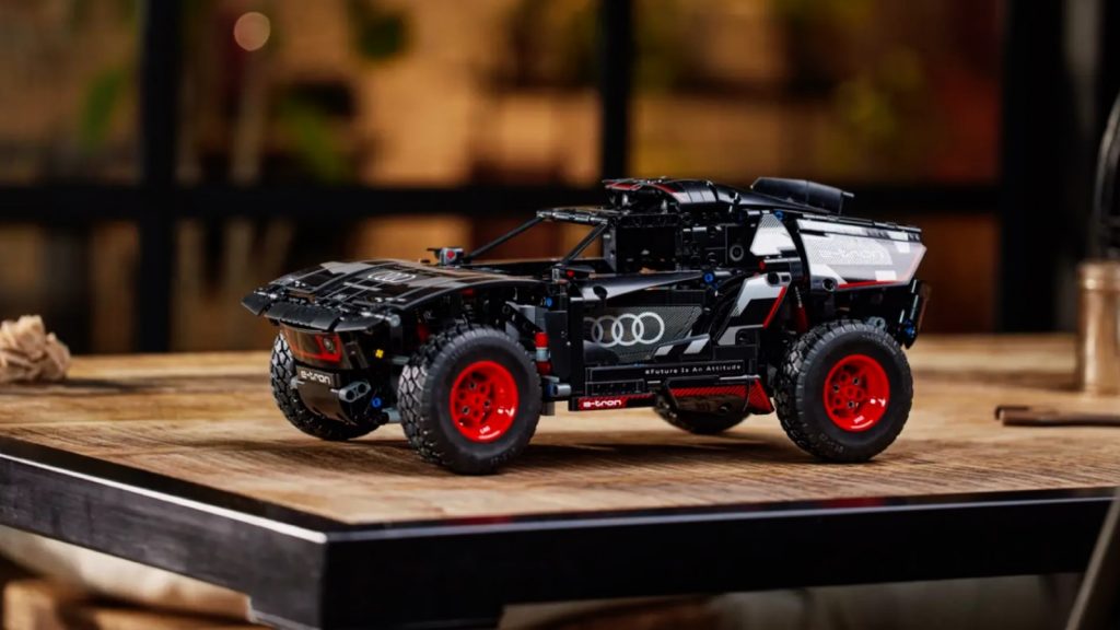 LEGO Audi e-tron 4