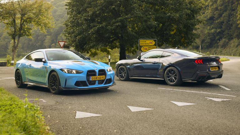 Ford Mustang Dark Horse BMW M4 CS