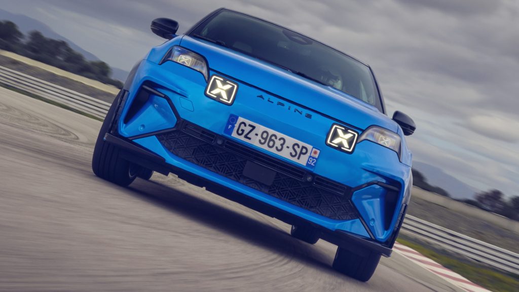 Auto van het Jaar 2025: elektrische Alpine A290 is échte hot hatch!