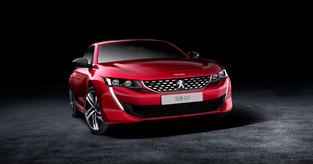 Nieuwe Peugeot 508 Probeert De Alice Cooper Look